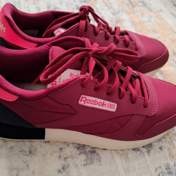 Reebok Maroon and Navy Sneakers - Picture 6 of 13